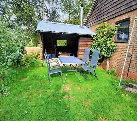 Vakantiehuis Met Jacuzzi 4 Personen Гитхорн Экстерьер фото